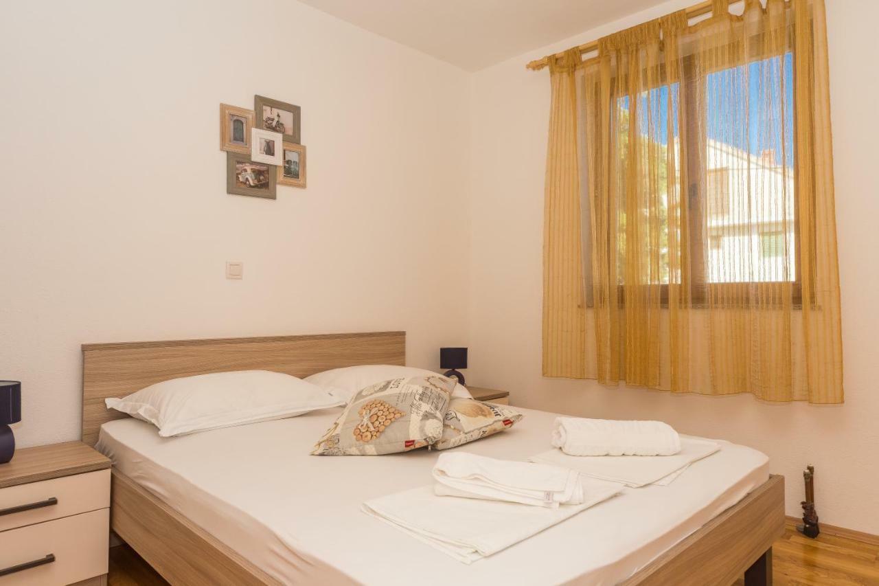 Apartament Jukic Sveti Filip i Jakov Exterior foto